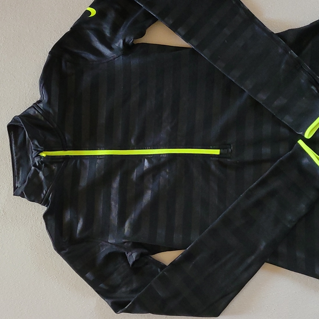 Womens Nike Pullover